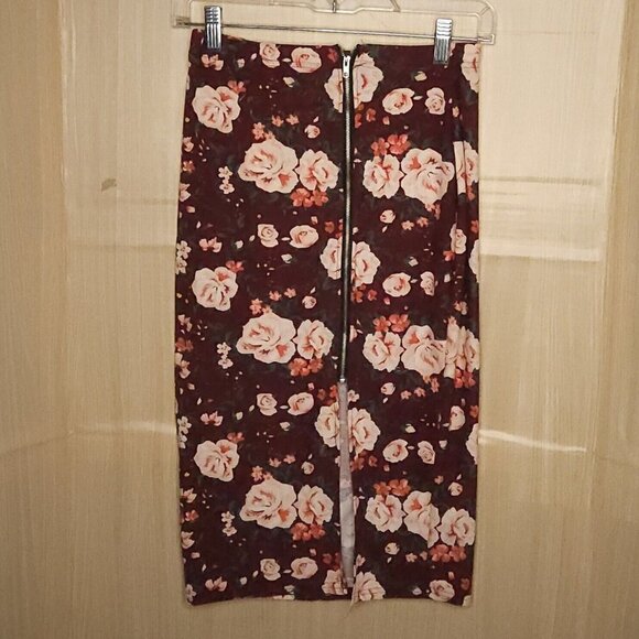 Hot Gal Floral Knit Midi Skirt Small - Picture 2 of 6